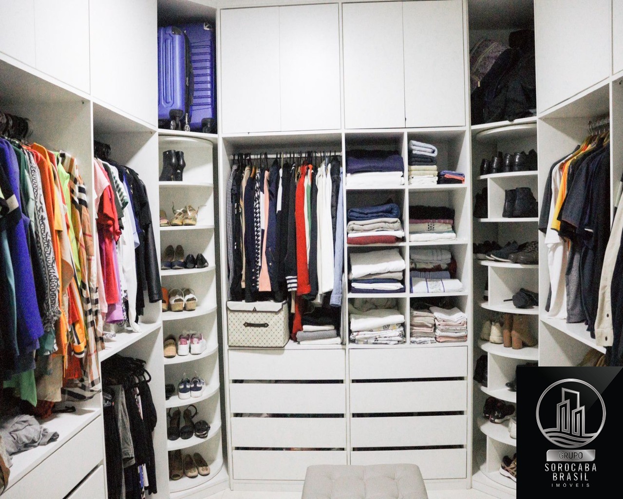 Sobrado com 4 dormitórios à venda, 308 m² por R$ 1.800.000 -