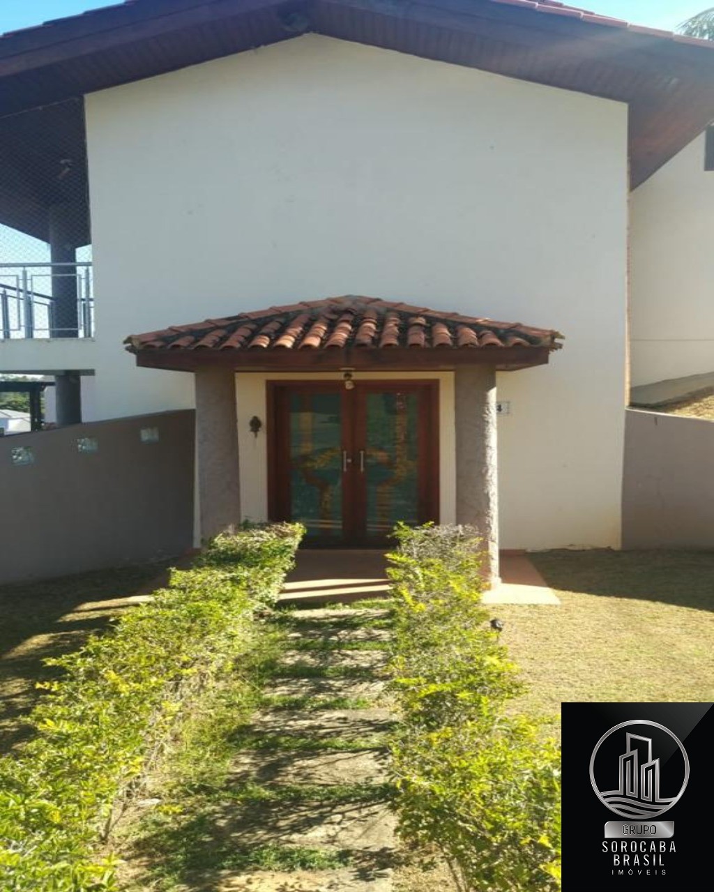 Sobrado com 3 dormitórios à venda, 300 m² por R$ 850.000 - i