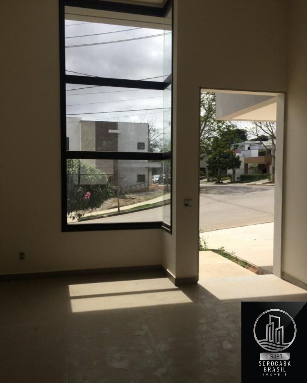Casa com 3 dormitórios à venda, 109 m² por R$ 1.000.000 - co