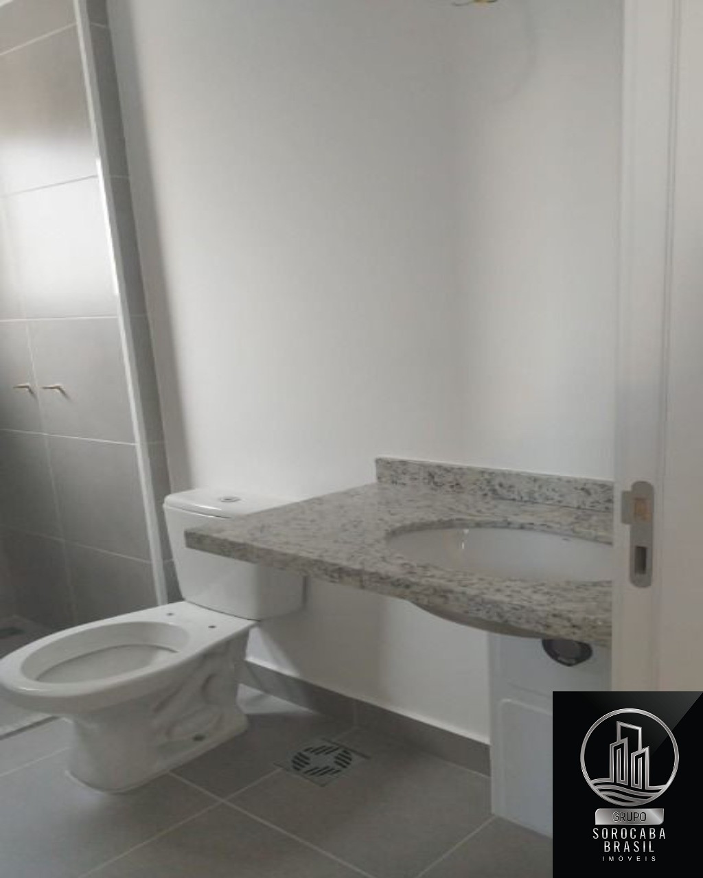 Apartamento com 3 dormitórios para alugar, 88 m² por R$ 4.40