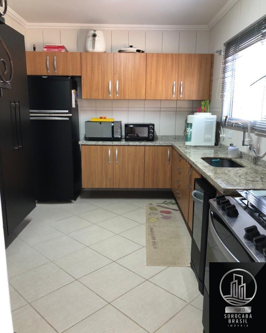Casa com 3 dormitórios à venda, 149 m² por R$ 900.000 - camp