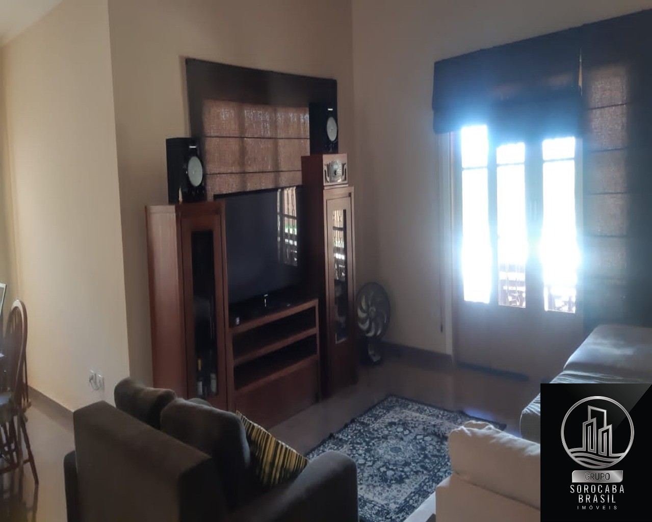 Chácara com 3 dormitórios à venda, 1900 m² por R$ 1.100.000 