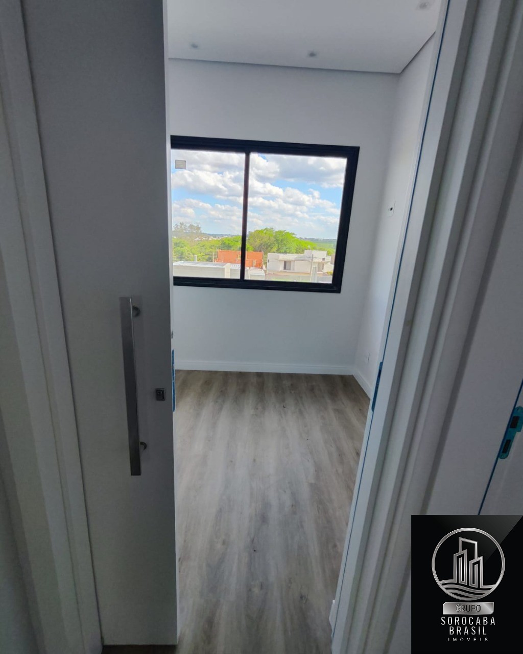 Casa com 3 dormitórios à venda, 232 m² por R$ 1.790.000 - gr