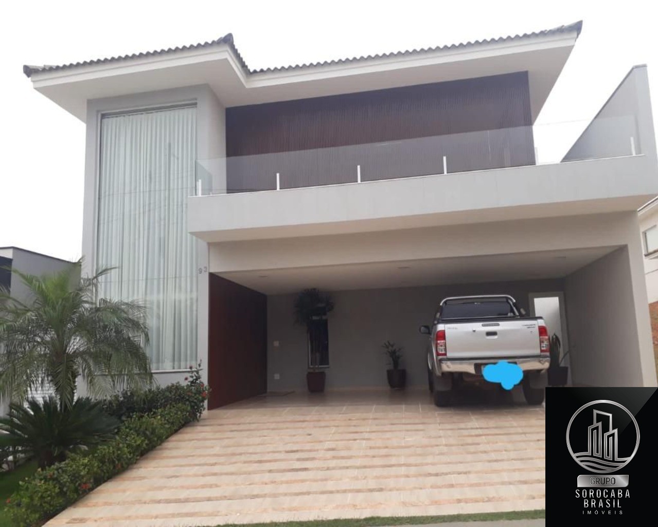 Casa com 3 dormitórios à venda, 300 m² por R$ 1.950.000 - co