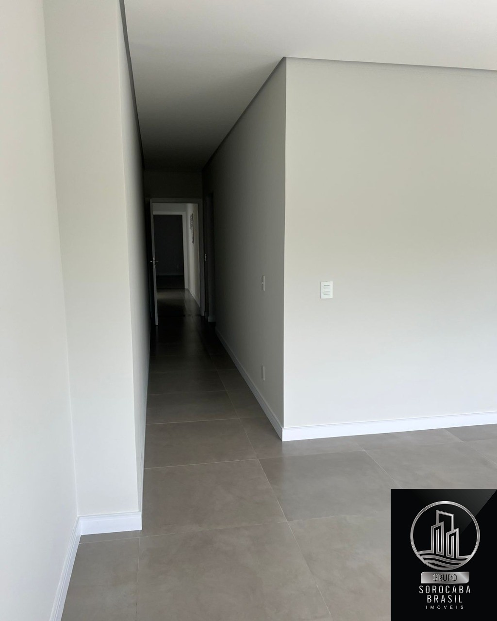 Sobrado com 3 dormitórios à venda, 300 m² por R$ 2.500.000 -