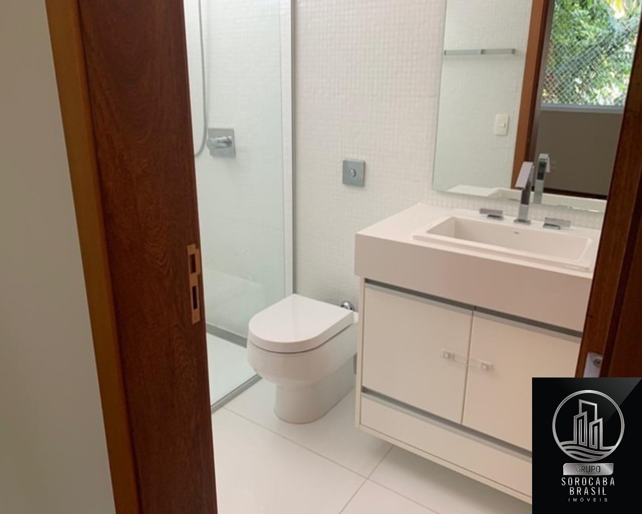 Sobrado com 3 dormitórios à venda, 300 m² por R$ 1.990.000 -