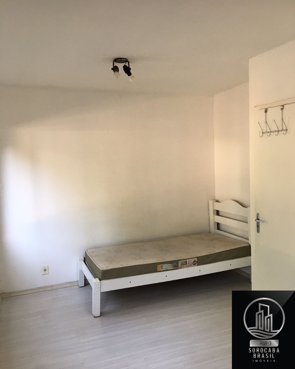 Apartamento com 1 dormitório à venda, 55 m² por R$ 160.000 -