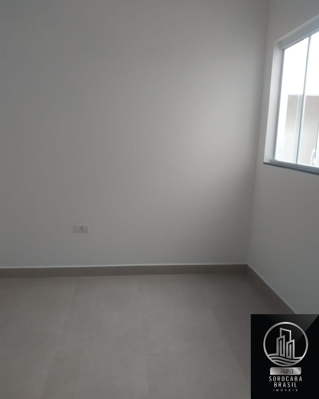 Casa com 2 dormitórios à venda, 54 m² por R$ 195.000 - jd re