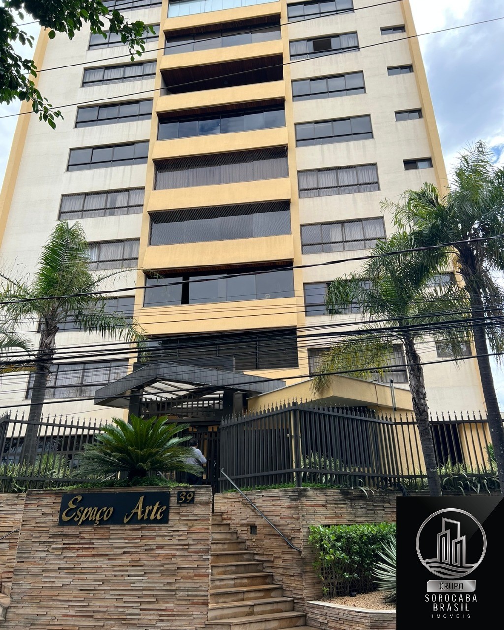 Apartamento com 4 dormitórios à venda, 273 m² por R$ 1.350.0