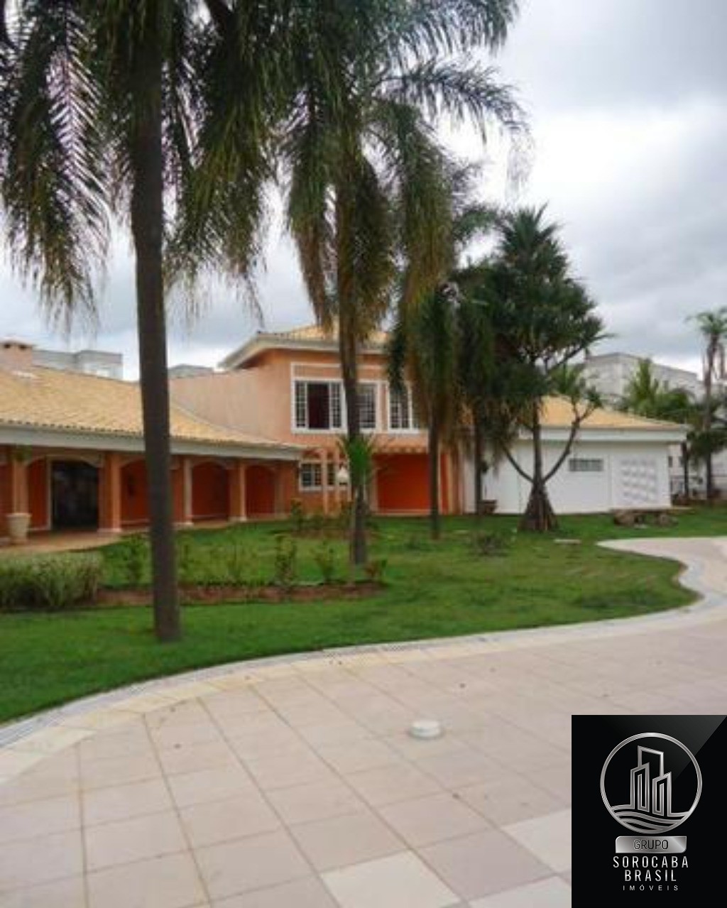 Apartamento com 2 dormitórios à venda, 47 m² por R$ 185.000 