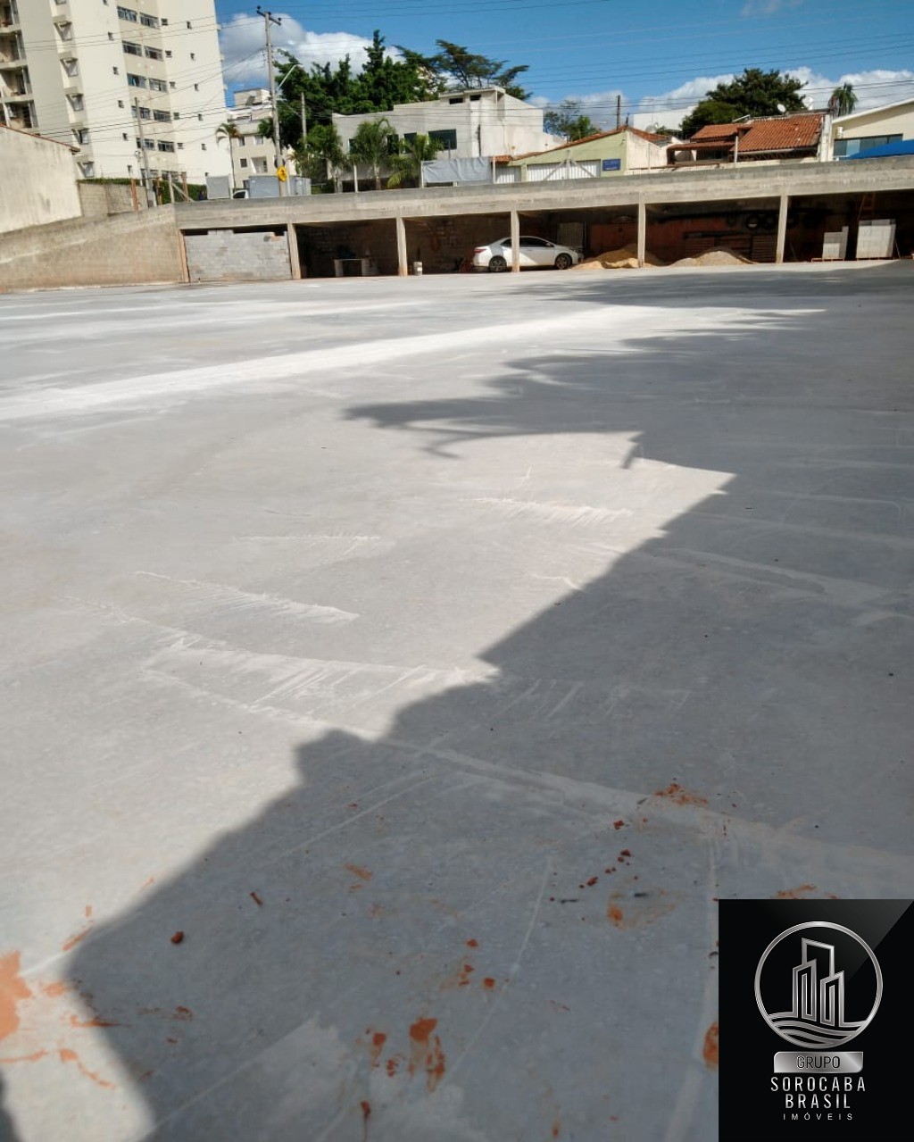 Terreno à venda, 2200 m² por R$ 3.975.000 - jardim simus - s