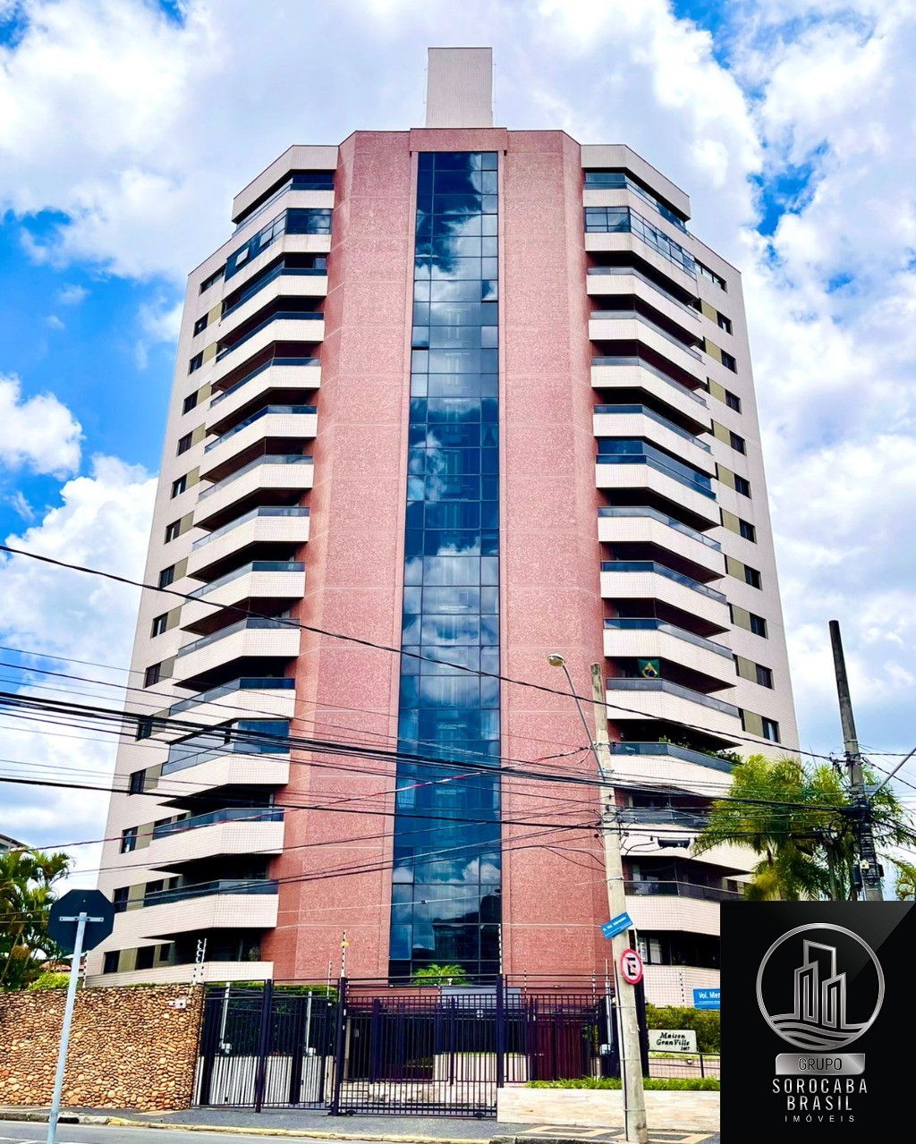Apartamento com 4 dormitórios à venda, 190 m² por R$ 1.100.0