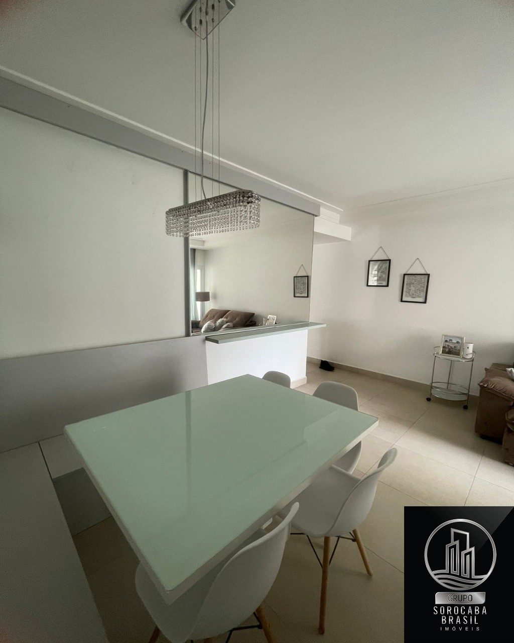 Apartamento com 2 dormitórios à venda, 73 m² por R$ 750.000 