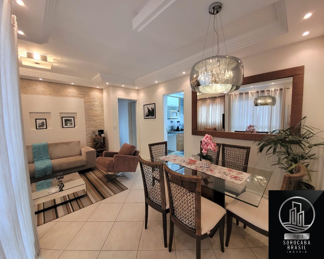 Apartamento com 3 dormitórios à venda, 90 m² por R$ 550.000 