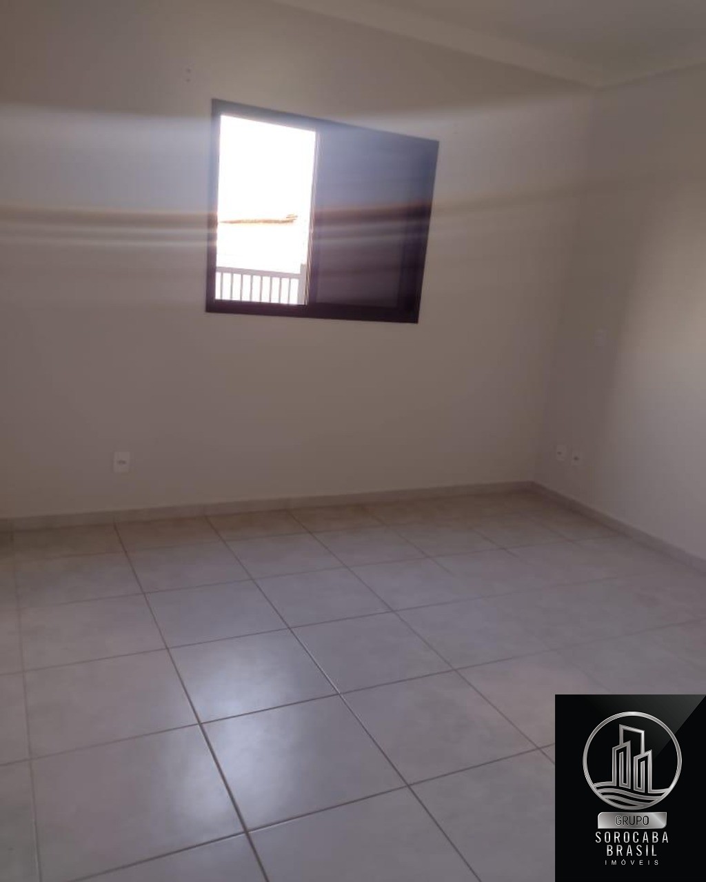 Apartamento com 2 dormitórios para alugar, 44 m² por R$ 1.13