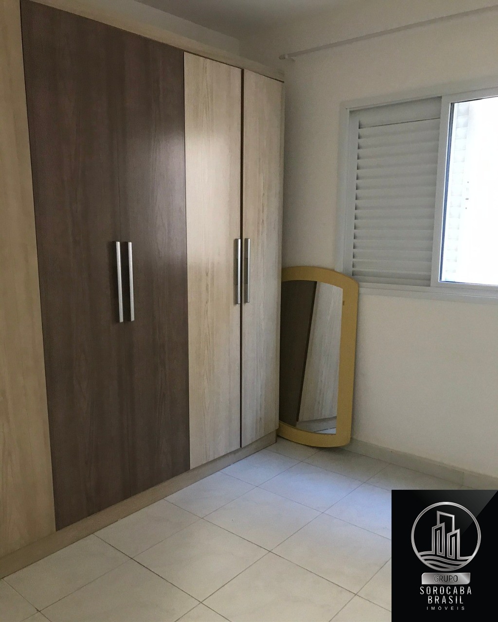 Apartamento com 3 dormitórios à venda, 67 m² por R$ 279.900 
