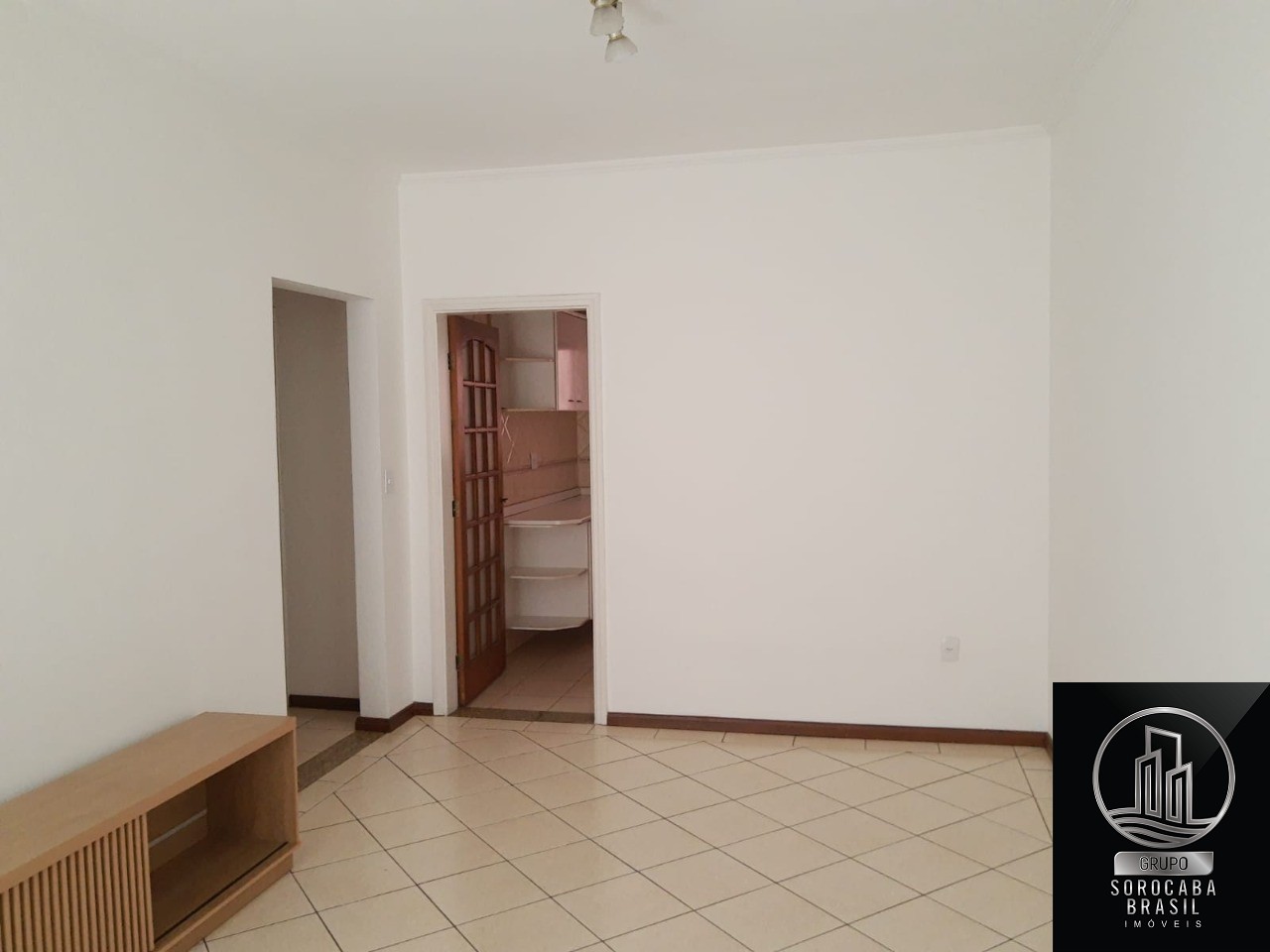 Apartamento com 2 dormitórios à venda, 87 m² por R$ 310.000 