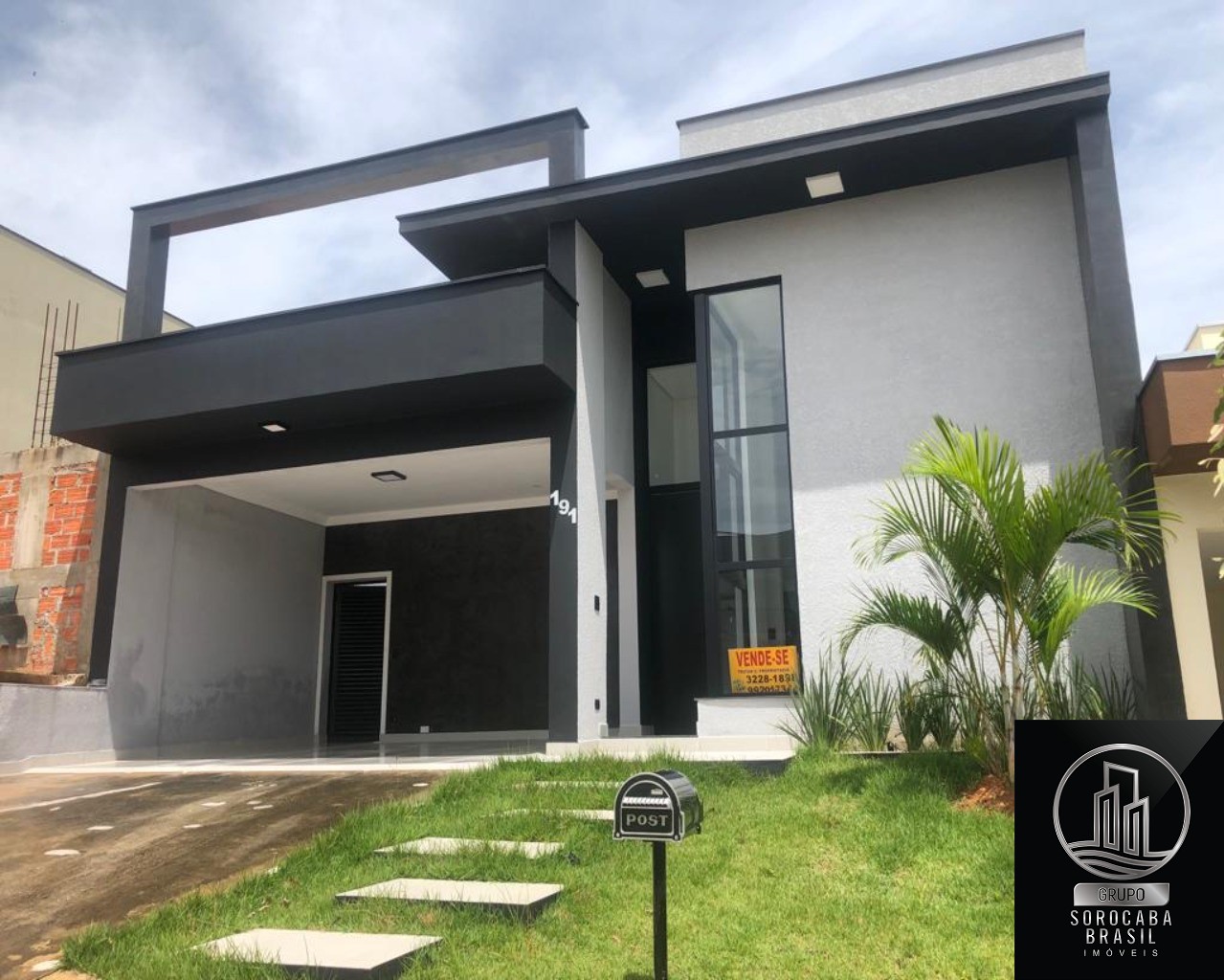 Casa com 3 dormitórios à venda, 160 m² por R$ 1.120.000 - co
