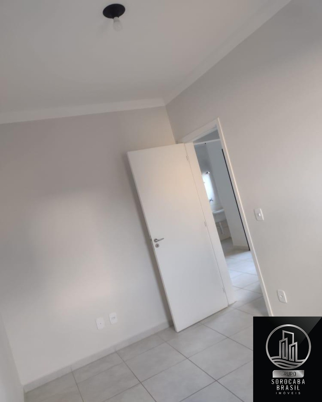 Apartamento com 2 dormitórios para alugar, 44 m² por R$ 1.13