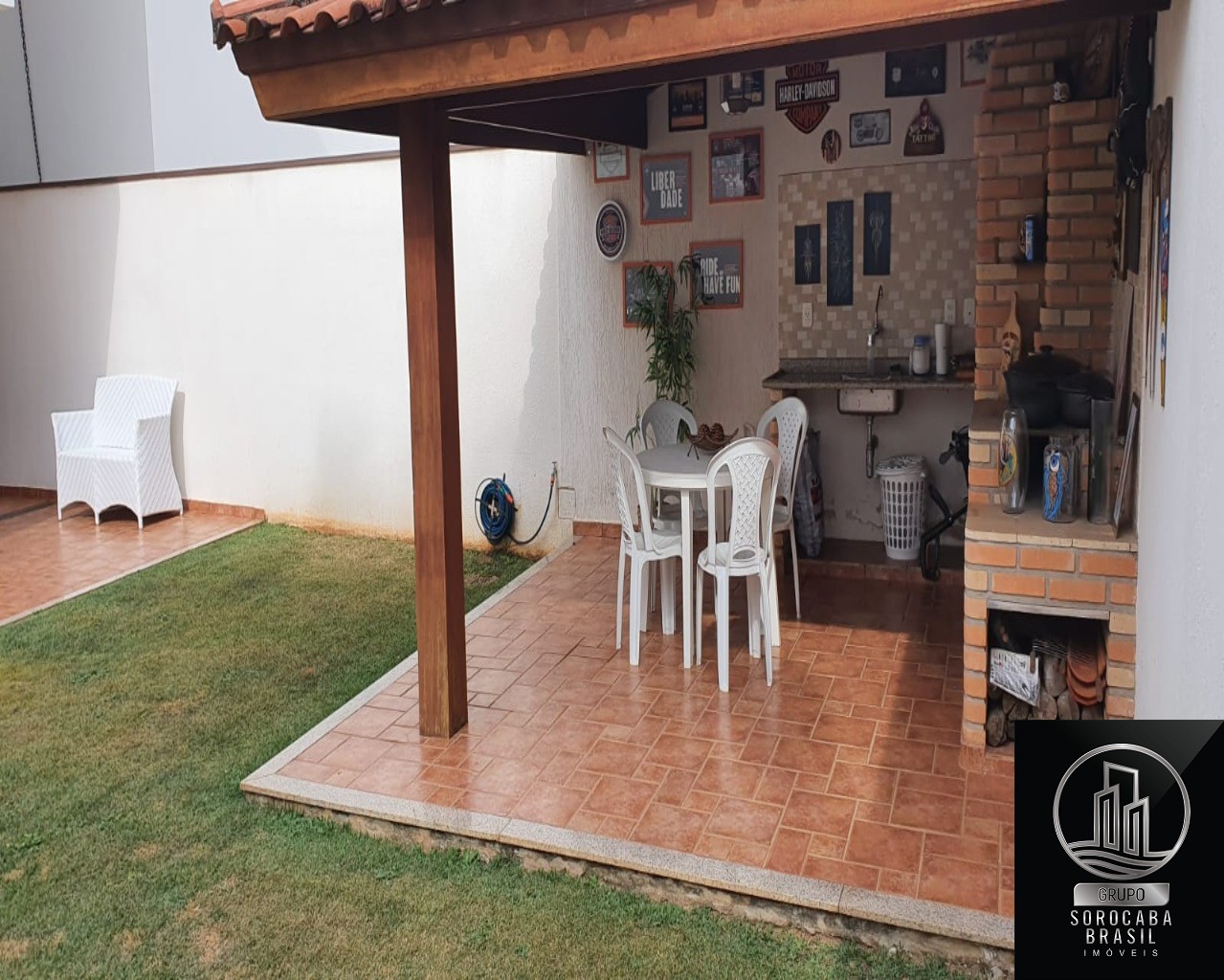 Sobrado com 4 dormitórios à venda, 324 m² por R$ 1.620.000 -