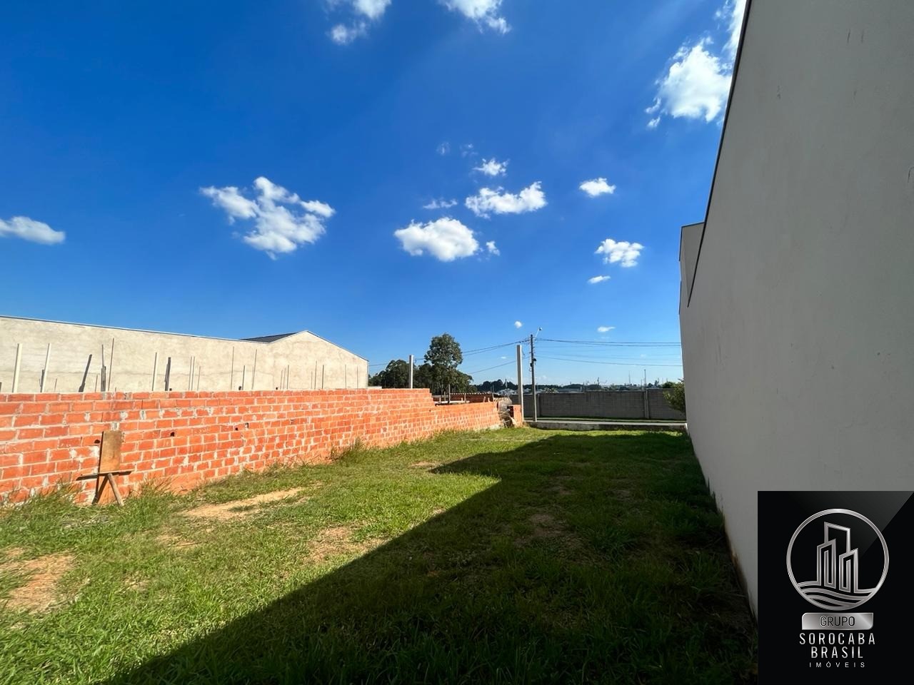 Terreno à venda, 265 m² por R$ 360.000 - condominio le franc