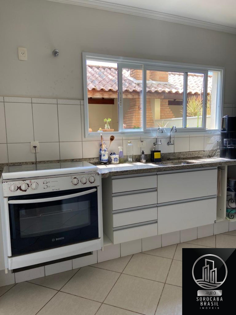 Sobrado com 3 dormitórios à venda, 147 m² por R$ 780.000 - c