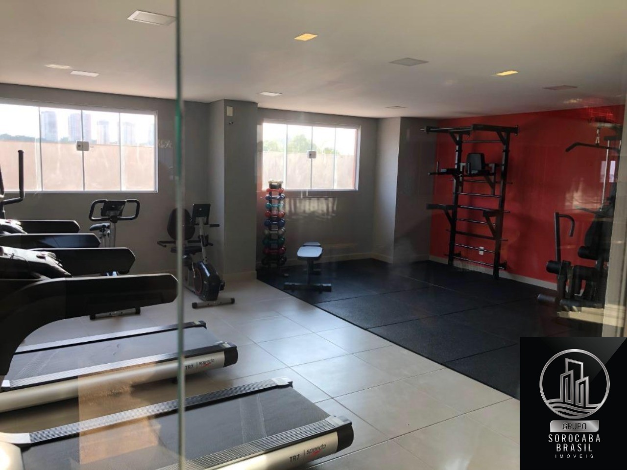 Apartamento com 1 dormitório para alugar, 44 m² por R$ 2.903