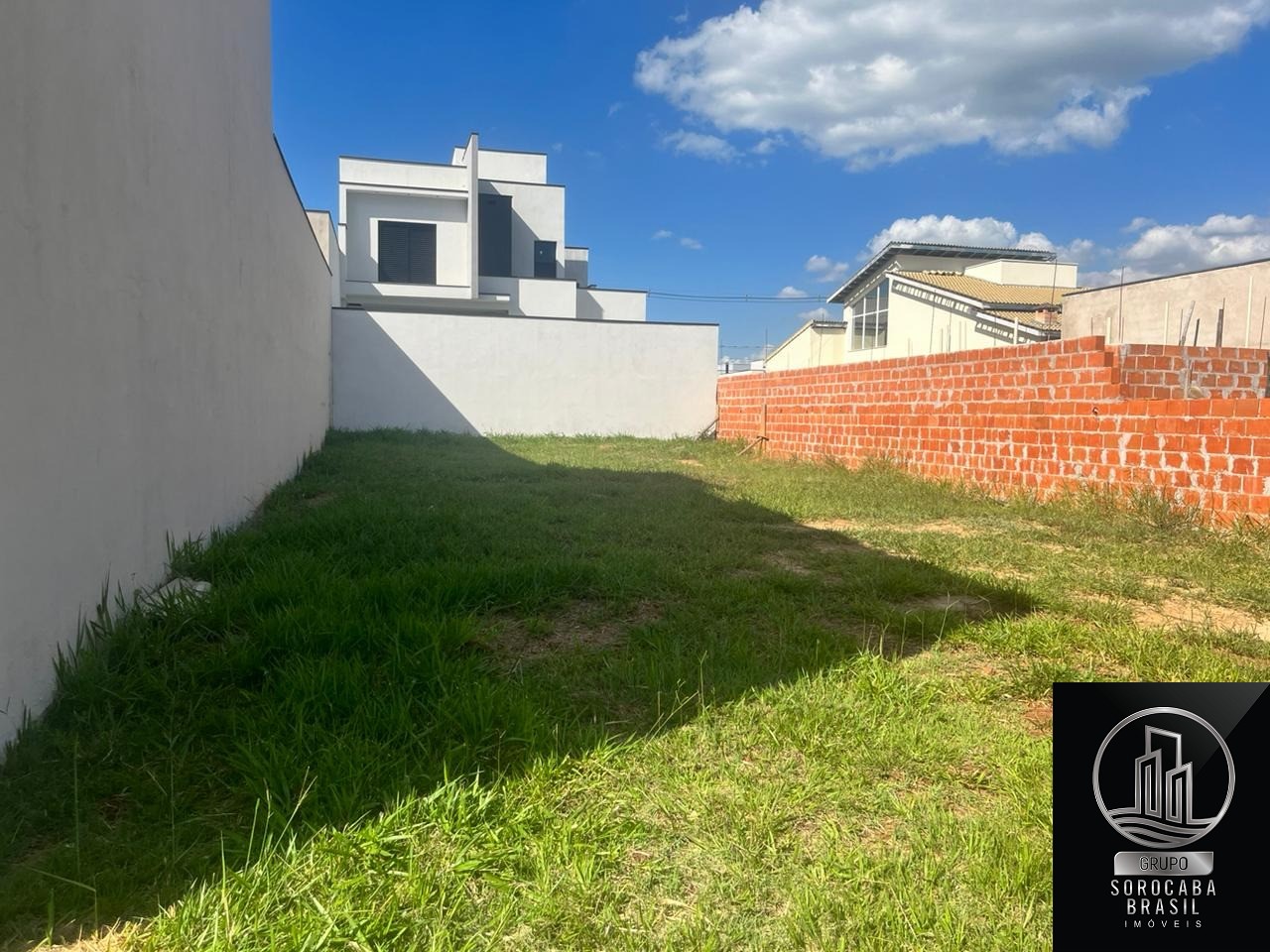 Terreno à venda, 265 m² por R$ 360.000 - condominio le franc