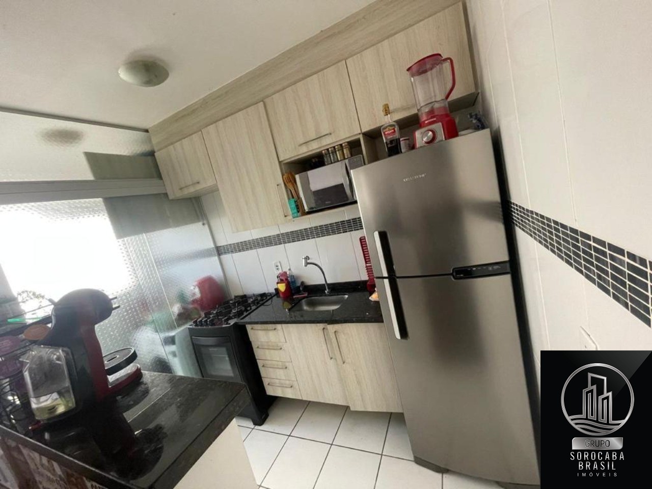 Apartamento com 2 dormitórios à venda, 47 m² por R$ 185.000 