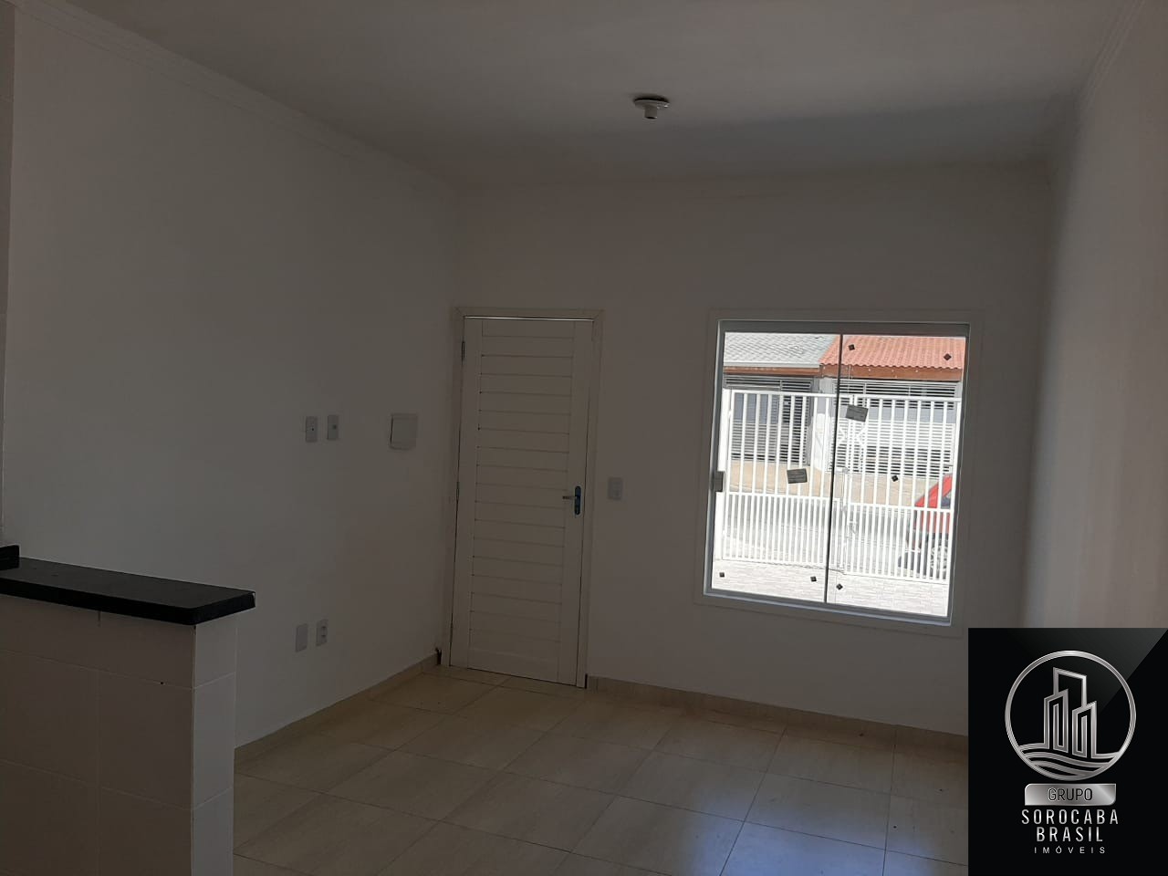 Casa com 2 dormitórios à venda, 52 m² por R$ 195.000 - jardi