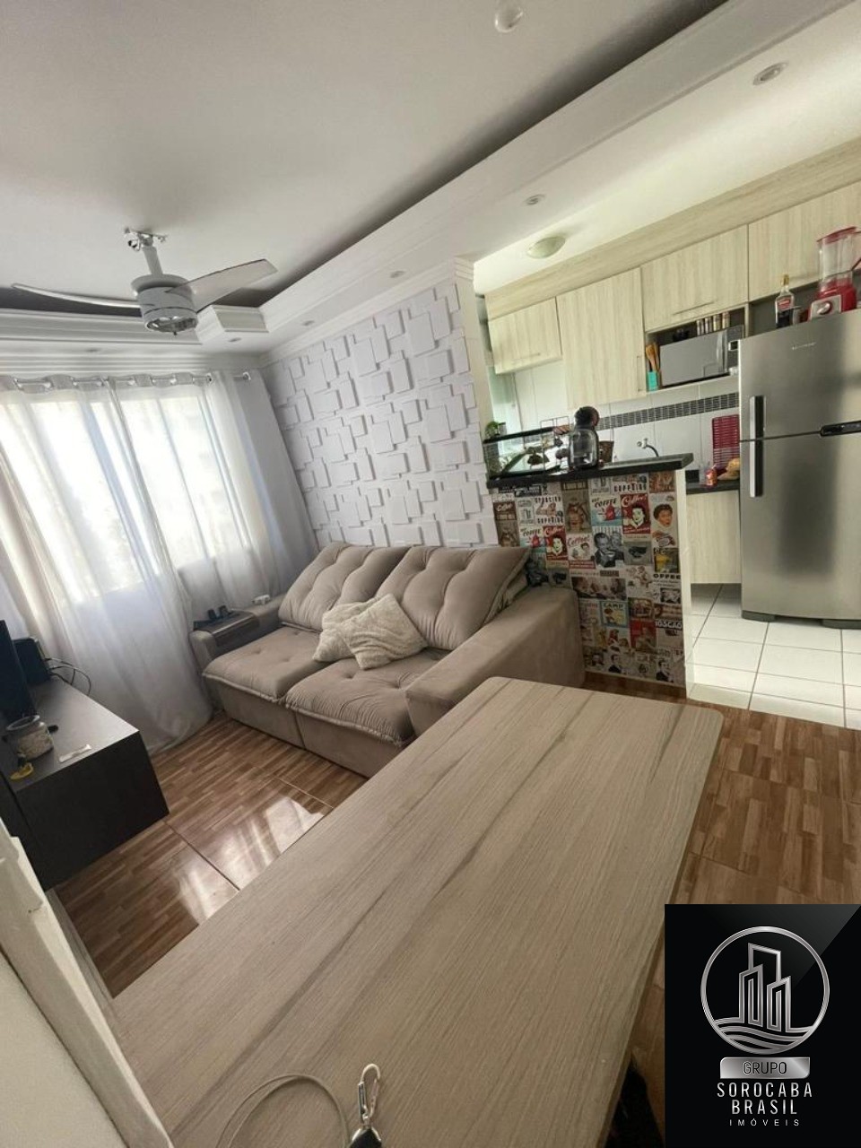Apartamento com 2 dormitórios à venda, 47 m² por R$ 185.000 