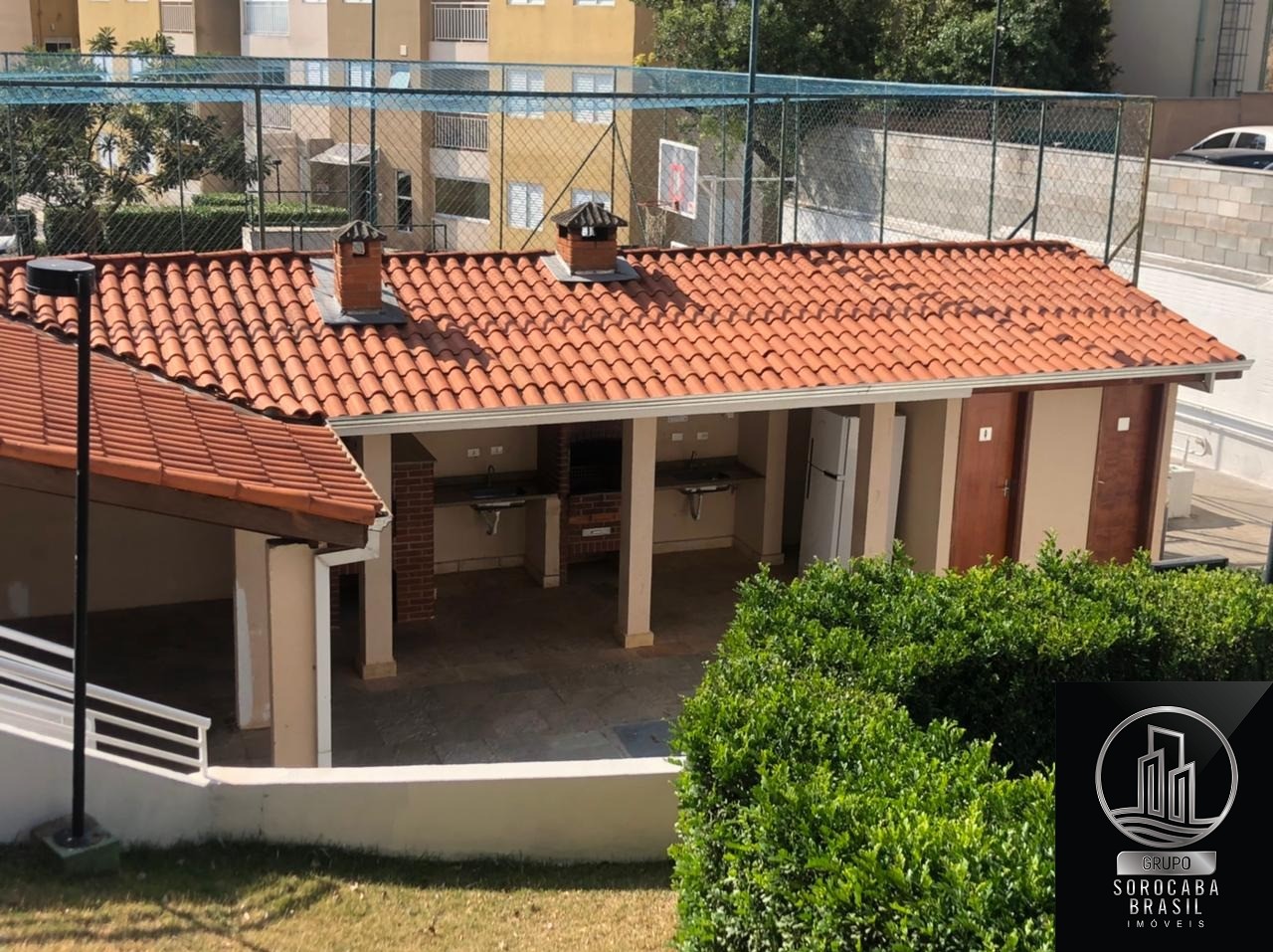 Apartamento com 2 dormitórios para alugar, 58 m² por R$ 2.77