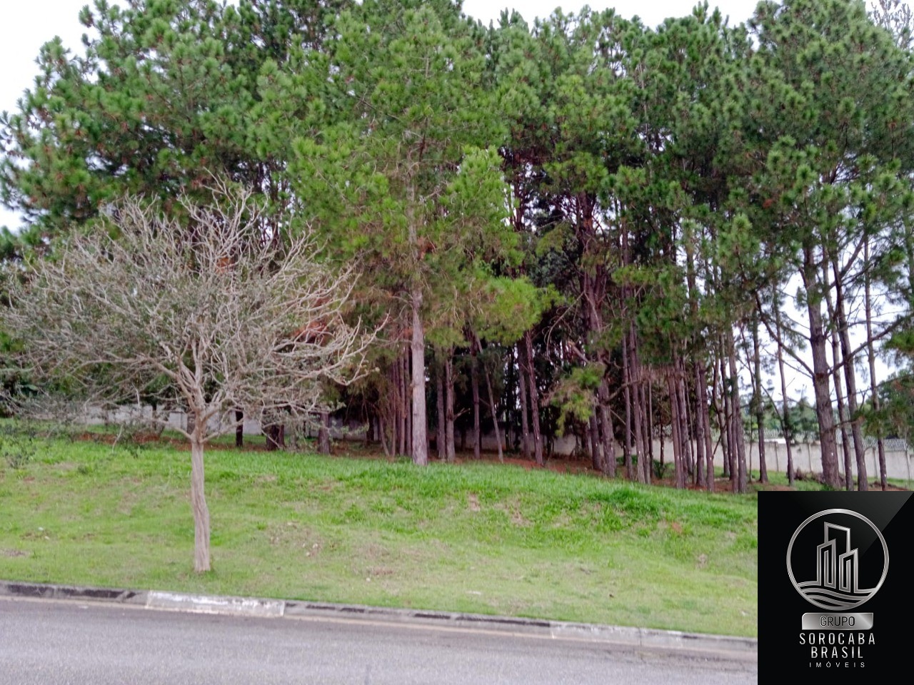 Terreno à venda, 1000 m² por R$ 300.000