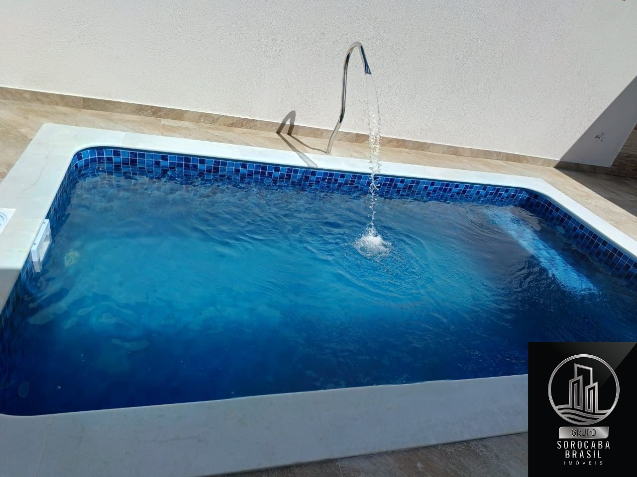 Casa com 3 dormitórios à venda, 180 m² por R$ 1.400.000 - ap