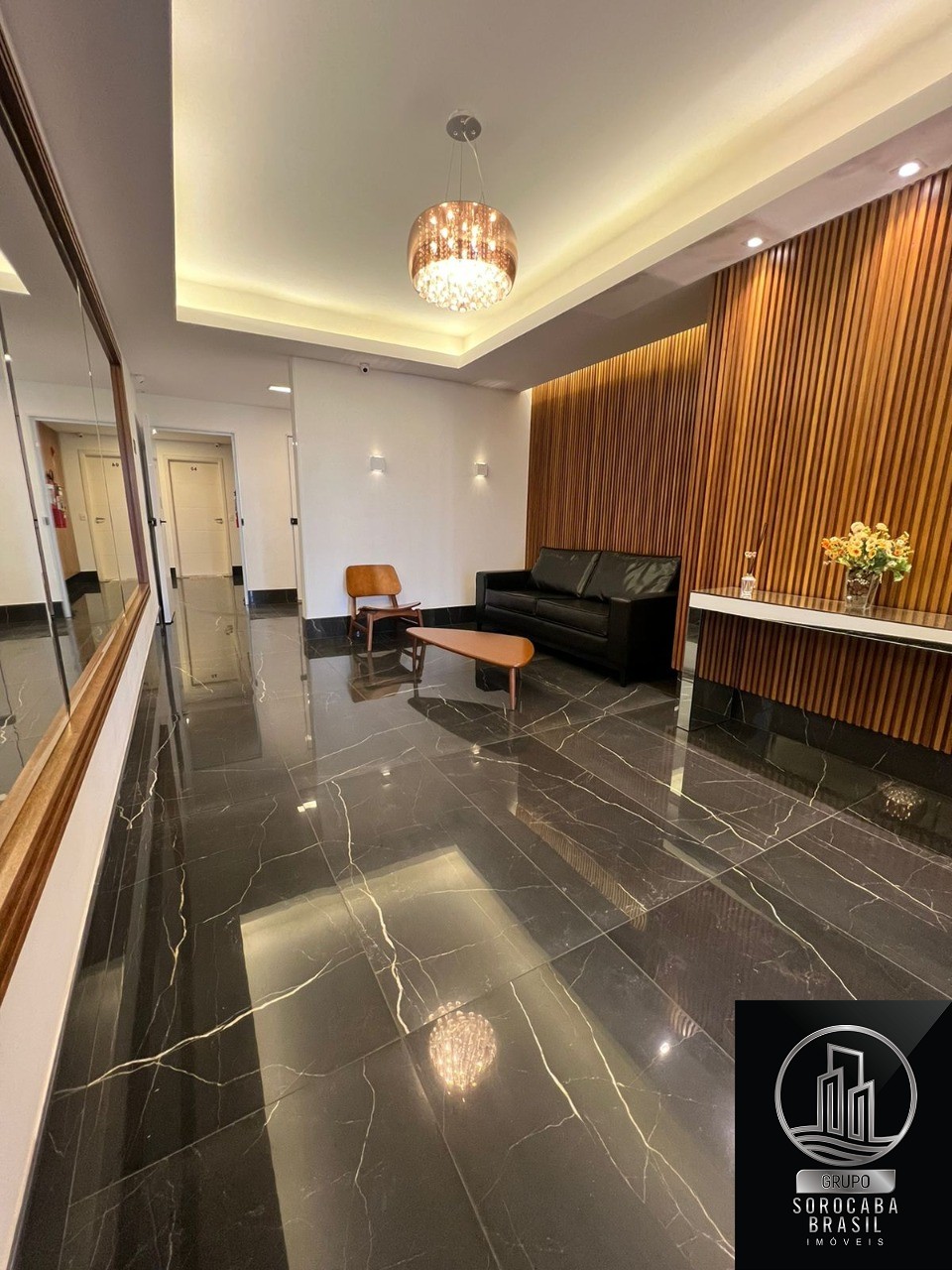 Apartamento com 3 dormitórios para alugar, 83 m² por R$ 3.61