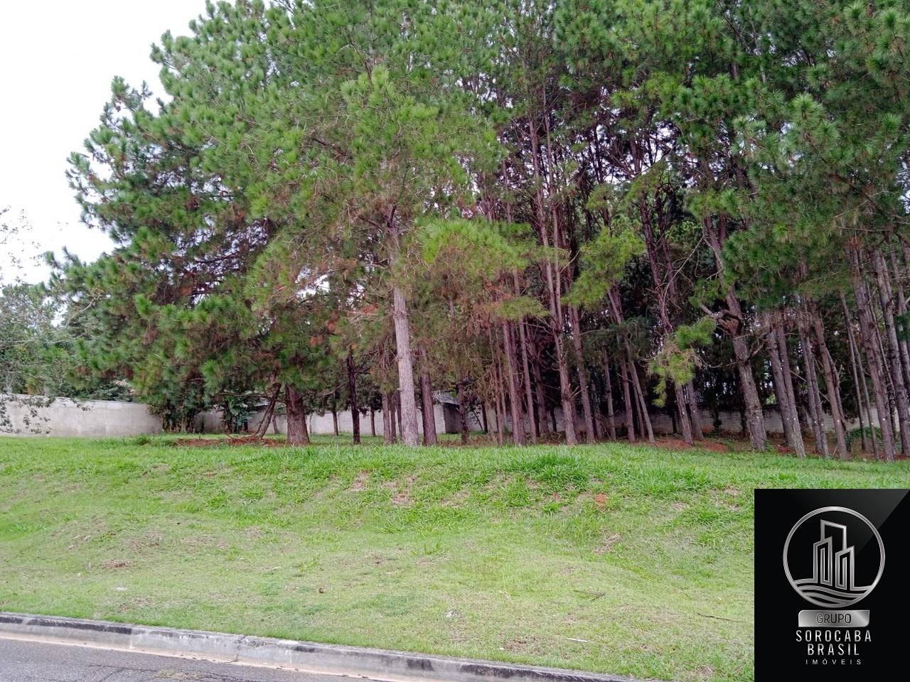 Terreno à venda, 1000 m² por R$ 300.000