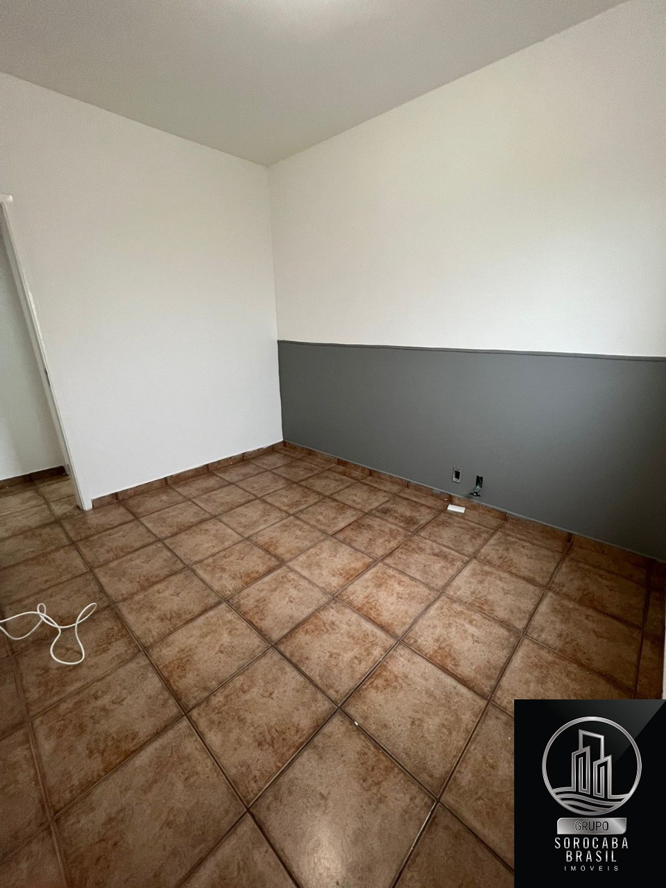 Apartamento com 2 dormitórios para alugar, 65 m² por R$ 1.60
