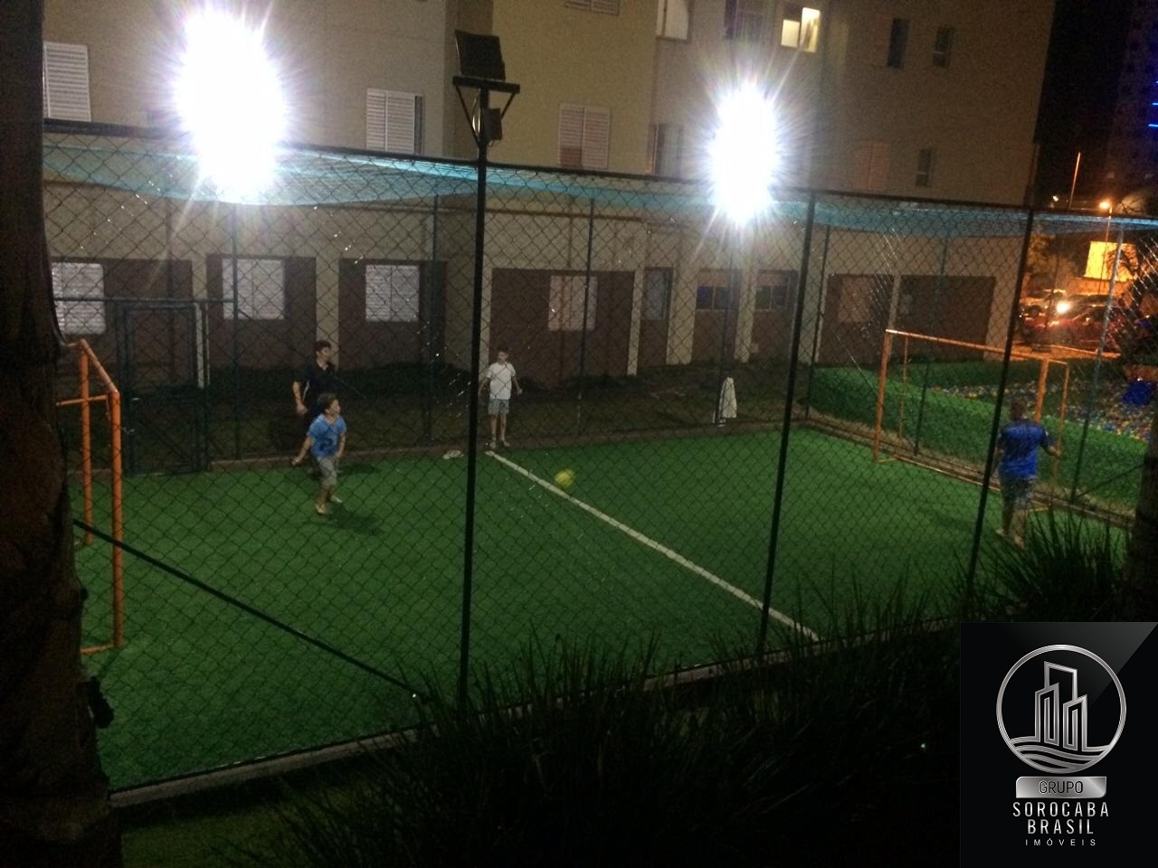 Apartamento com 2 dormitórios para alugar por R$ 2.535/mês -