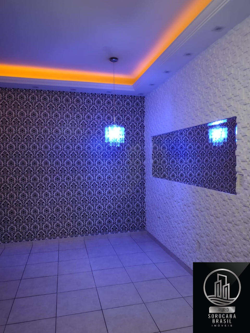 Apartamento com 2 dormitórios para alugar, 52 m² por R$ 1.65