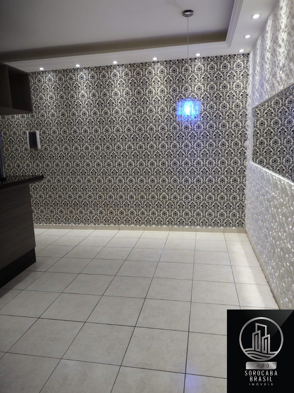 Apartamento com 2 dormitórios para alugar, 52 m² por R$ 1.65