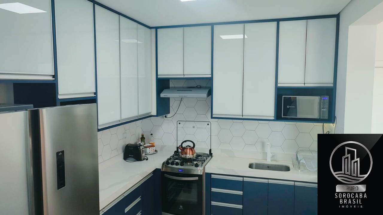 Apartamento com 3 dormitórios à venda, 105 m² por R$ 900.000