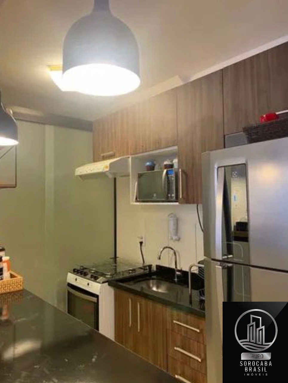 Apartamento com 2 dormitórios à venda, 47 m² por R$ 190.000 