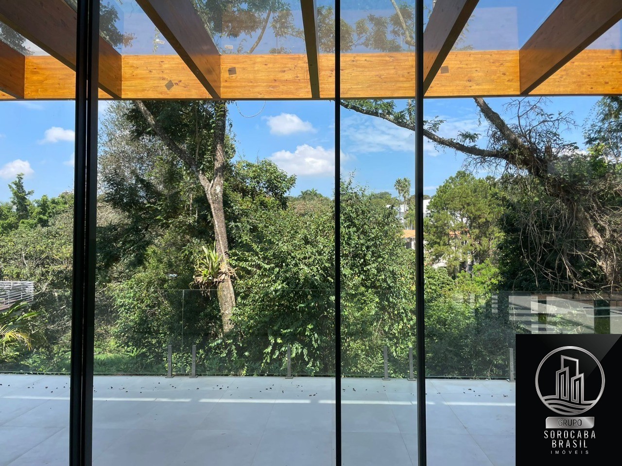 Casa com 5 suítesà venda, 630 m² por R$ 9.900.000 - condomín