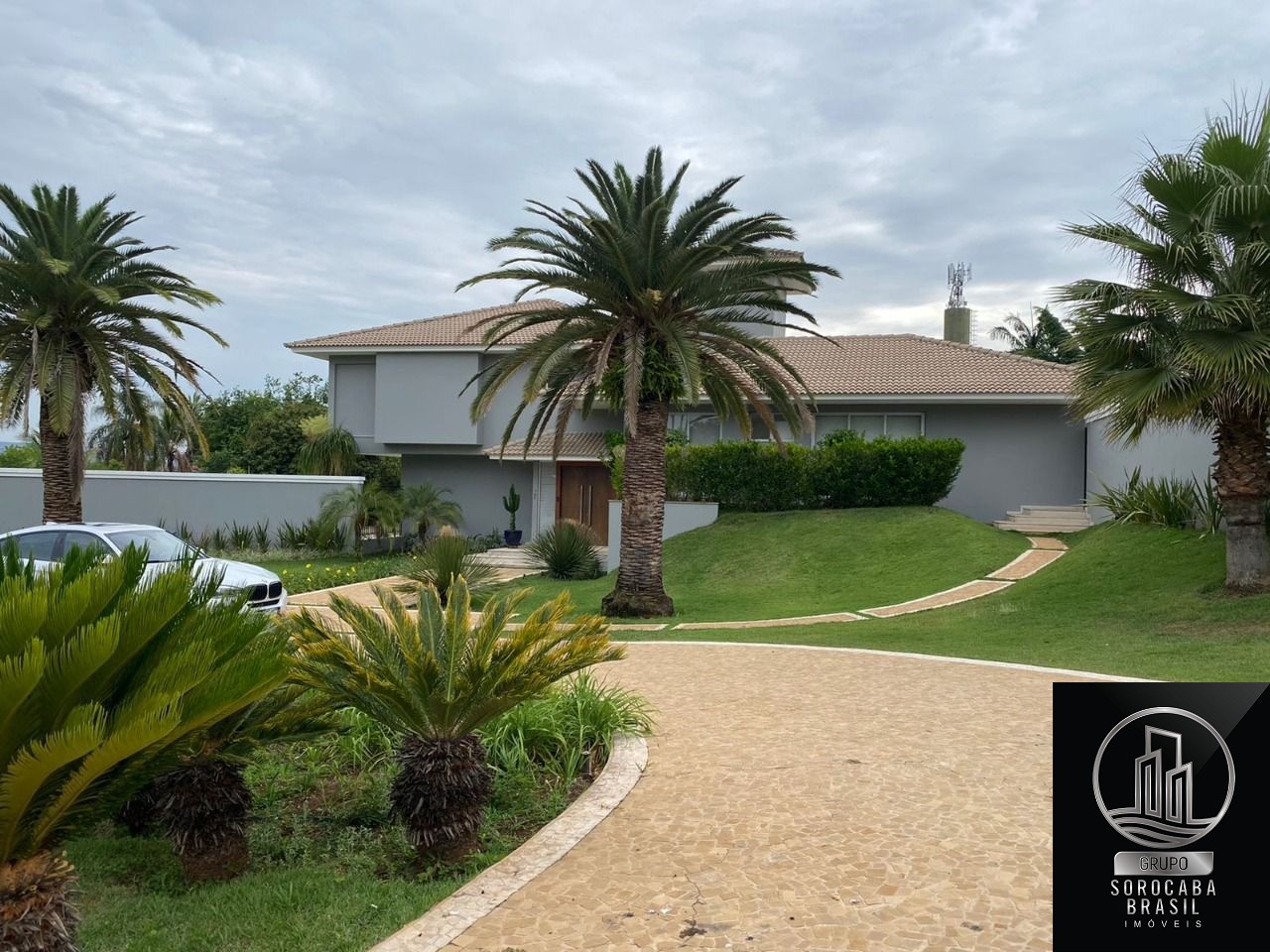 Sobrado com 4 suítes à venda, 800 m² por R$ 10.500.000 - con