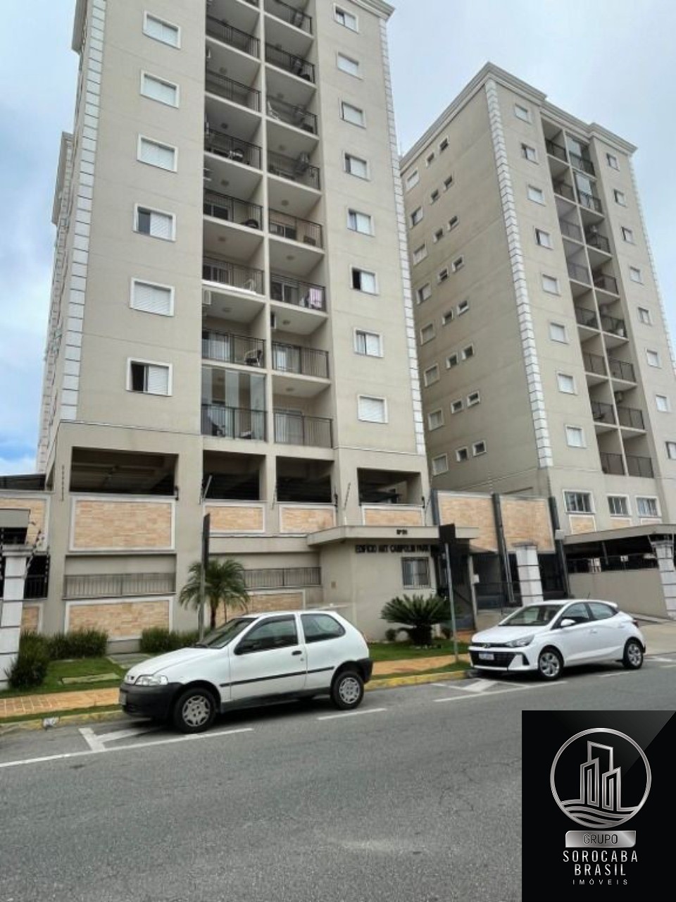 Apartamento com 2 dormitórios à venda, 65 m² por R$ 500.000 