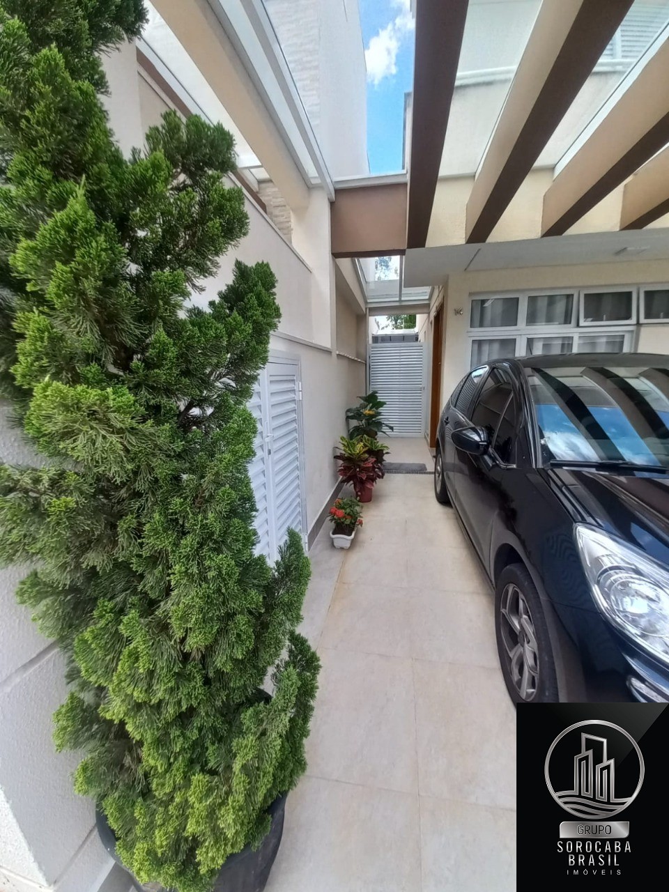 Sobrado com 3 dormitórios à venda, 128 m² por R$ 720.000 - c
