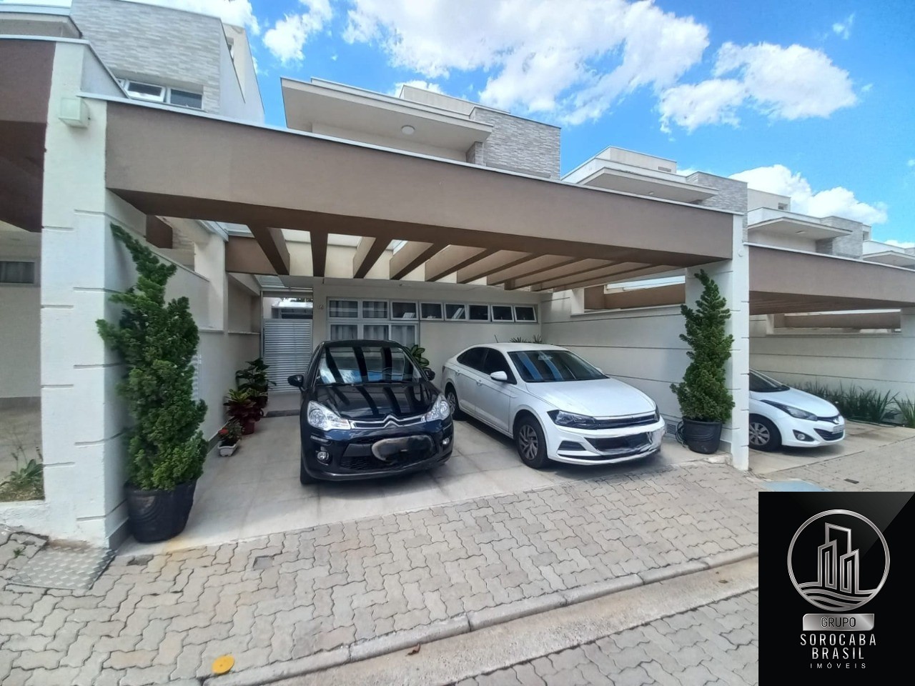 Sobrado com 3 dormitórios à venda, 128 m² por R$ 720.000 - c