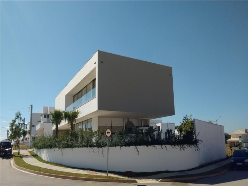 Sobrado com 3 dormitórios à venda, 590 m² por R$ 2.310.000,0