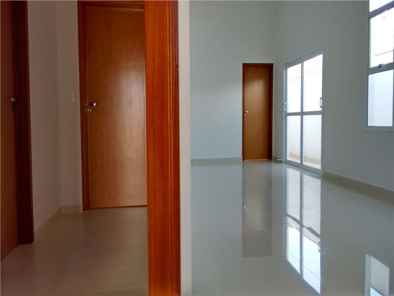 Casa com 3 dormitórios à venda, 180 m² por R$ 760.000 - cond