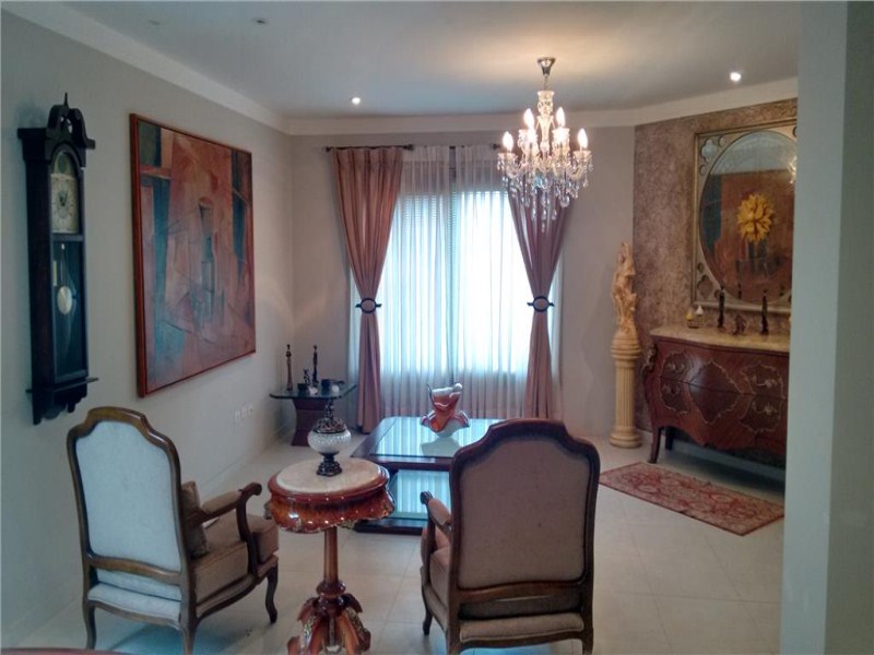 Sobrado com 3 dormitórios à venda, 320 m² por R$ 1.260.000,0